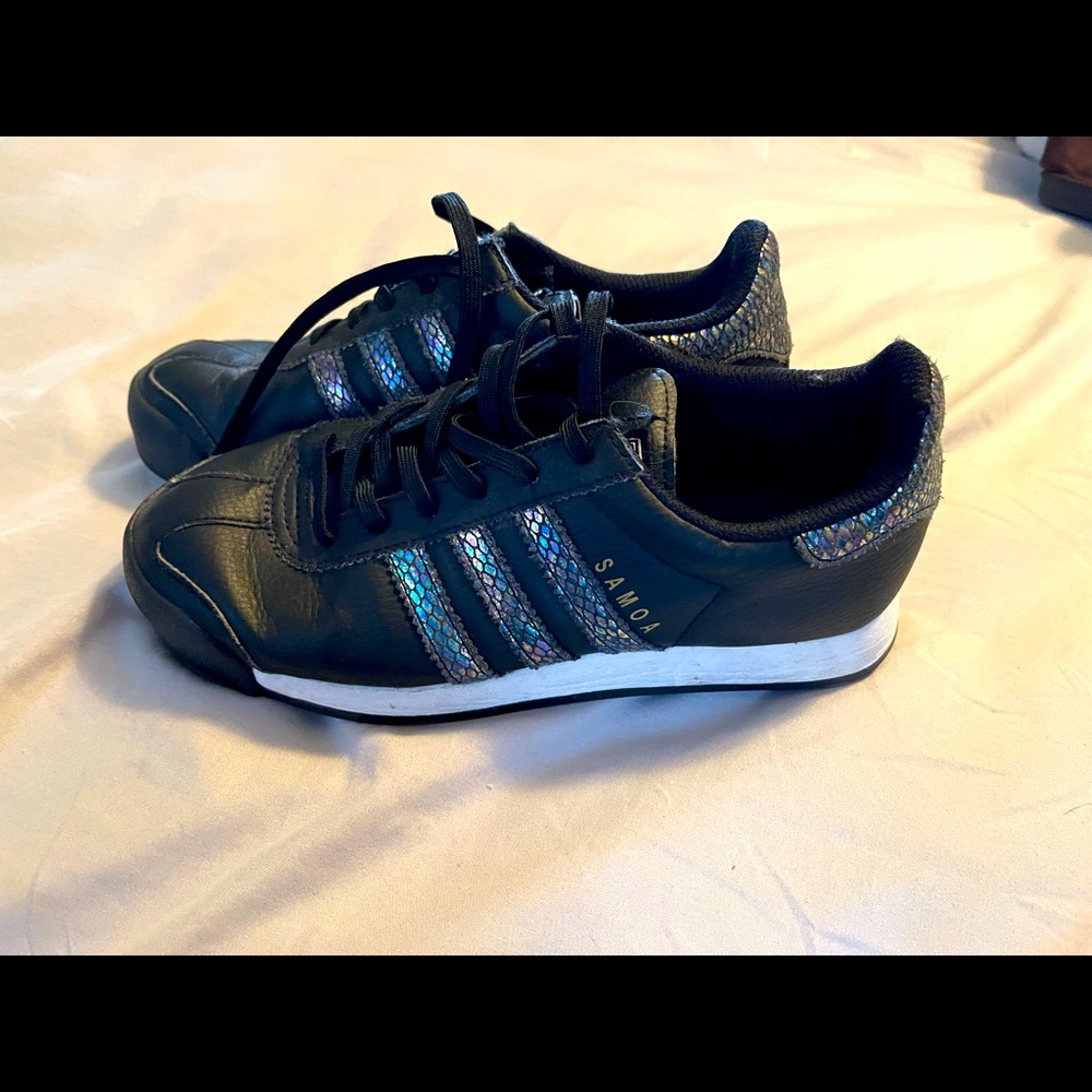 ADIDAS SAMOA Sneakers - Size 5 - EUC